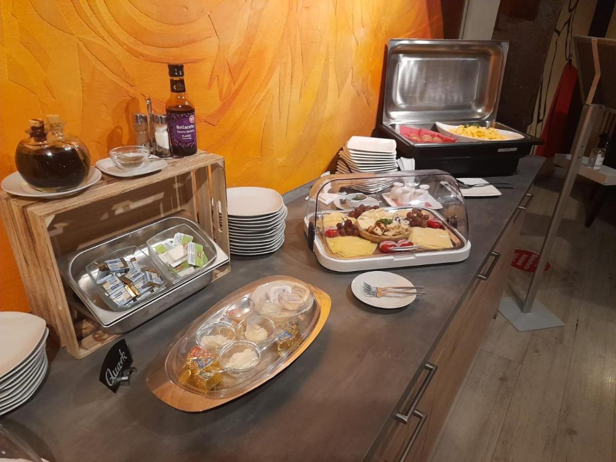 Alt Warburg Hotel Ngoại thất bức ảnh