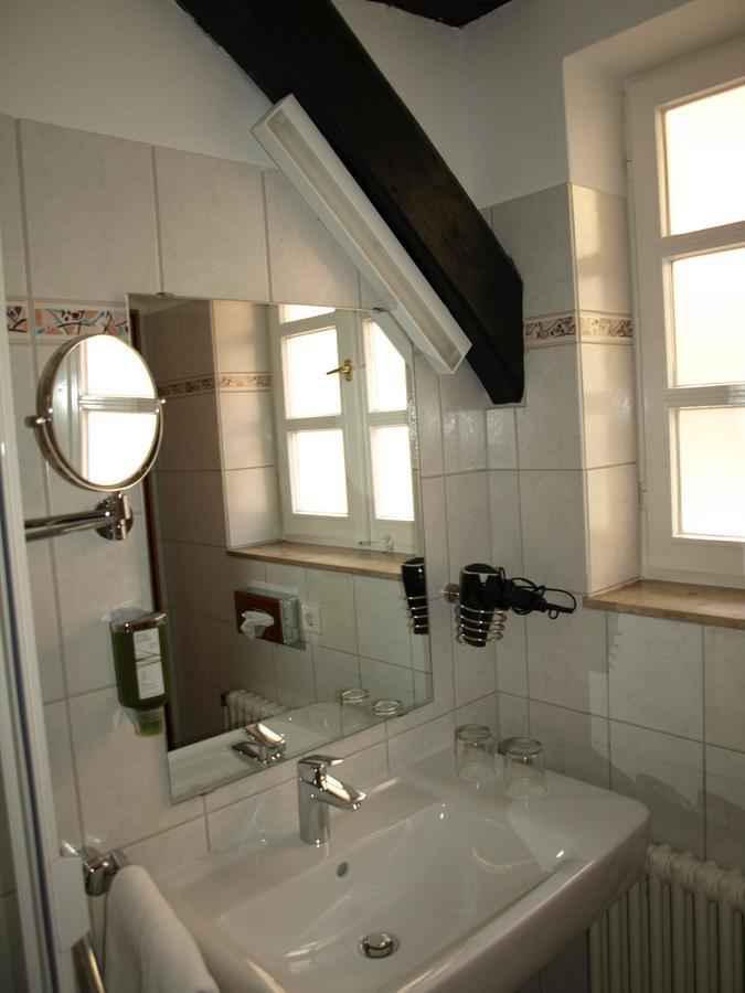 Alt Warburg Hotel Ngoại thất bức ảnh