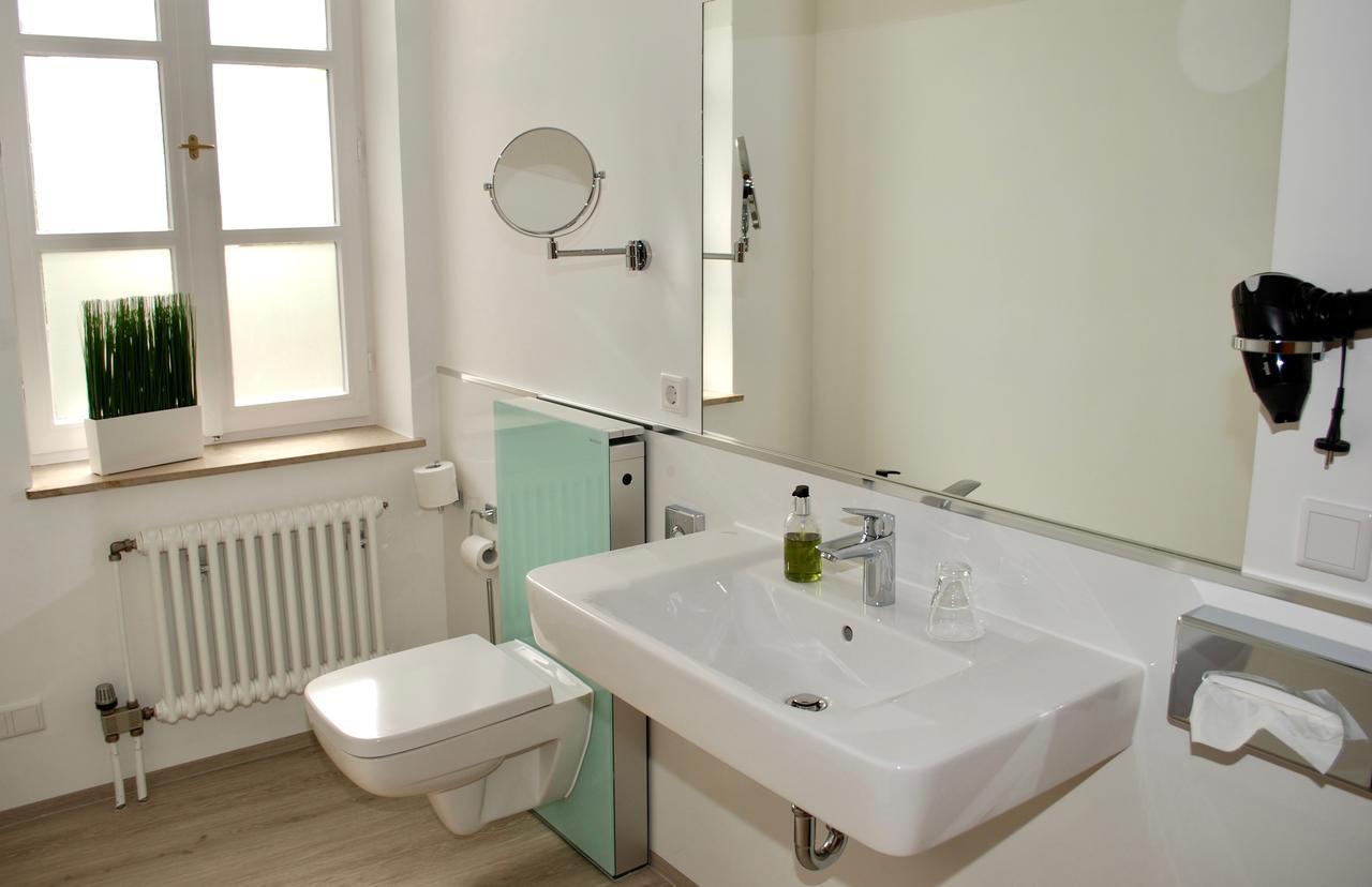 Alt Warburg Hotel Ngoại thất bức ảnh