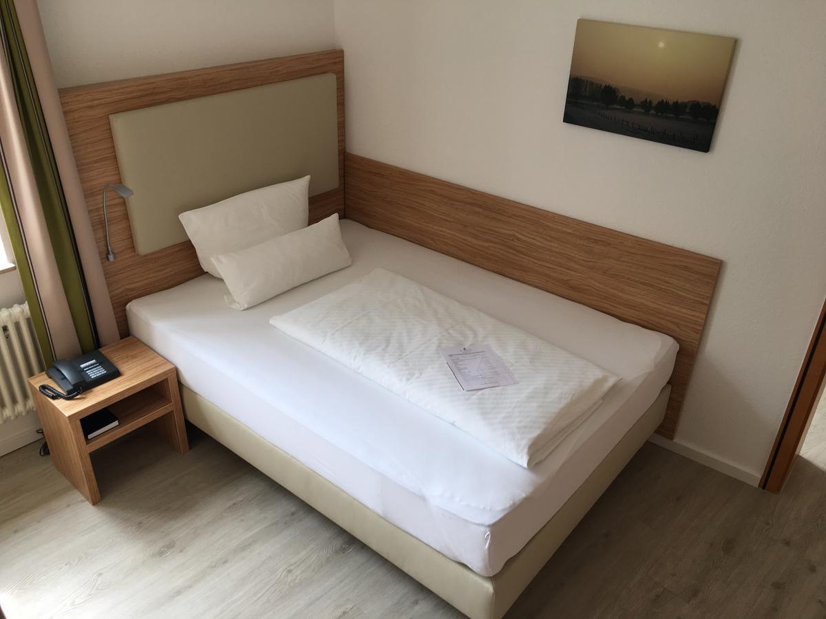 Alt Warburg Hotel Ngoại thất bức ảnh