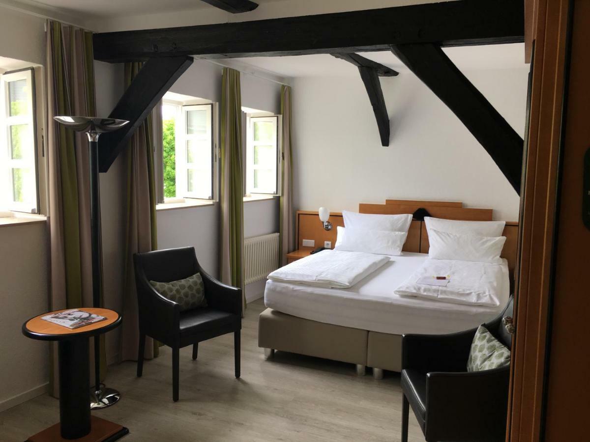 Alt Warburg Hotel Ngoại thất bức ảnh